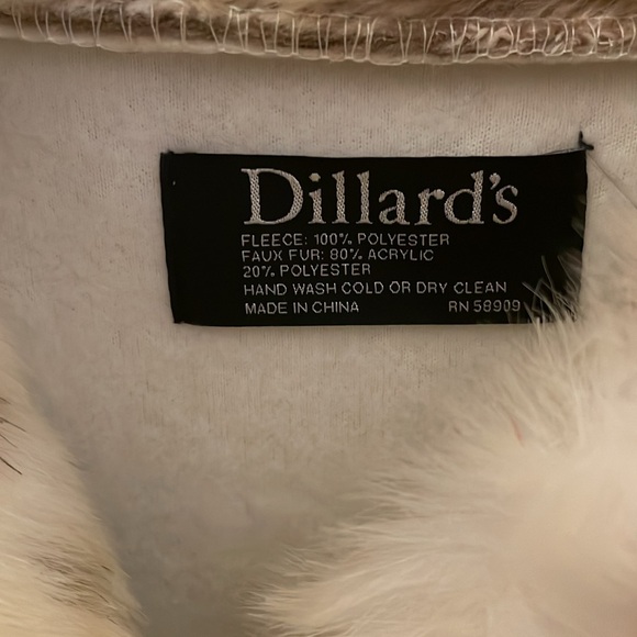 Lux cape - Picture 3 of 8